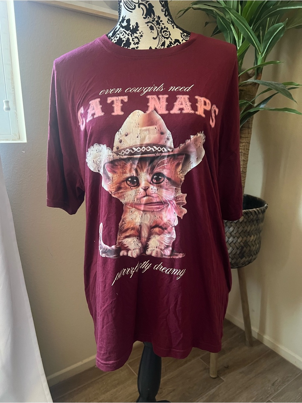Cat Naps Graphic Tee - Burgundy Short Sleeve Women’s Top